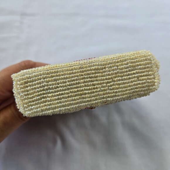 Vintage look cherry beaded coin purse - Picture 6 of 6